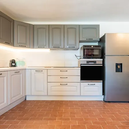 Harmonia Villa